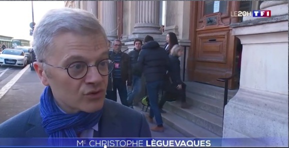 ACTION COLLECTIVE CONTRE #UBER EATS : LES LIVREURS À VÉLO LANCENT LA CONTRE-OFFENSIVE ACTION COLLECTIVE CONTRE #UBER EATS : LES LIVREURS À VÉLO LANCENT LA CONTRE-OFFENSIVE