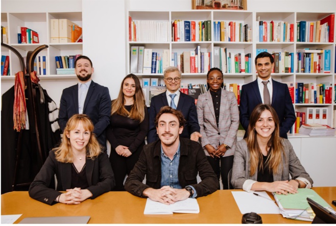 Stage en droit dans une équipe formidable et sympa...