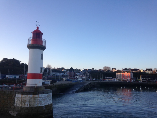 ACTION  COLLECTIVE : LES ÎLES DU MORBIHAN SONT NOTRE PATRIMOINE COMMUN LA GESTION DE LA LIAISON MARITIME NOUS CONCERNE TOUS