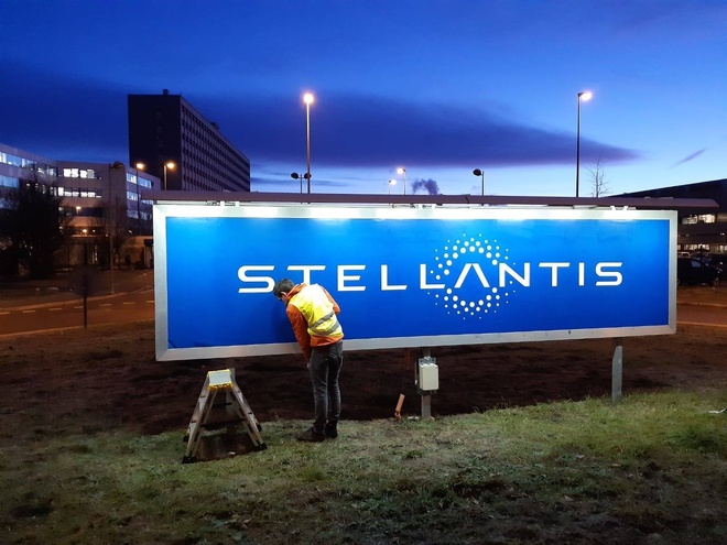 STELLANTIS : quel est le véritable bilan de Carlos Tavarés ? Que vont devenir les centaines de milliers de clients victimes ? #Takata #Puretech STELLANTIS : quel est le véritable bilan de Carlos Tavarés ? Que vont devenir les centaines de milliers de clients victimes ? #Takata #Puretech
