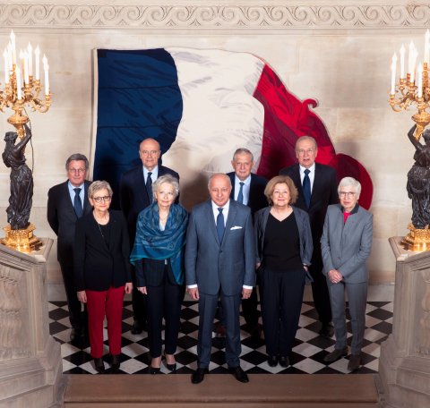 Aéroport de Paris (#ADP) Dépôt du mémoire "porte étroite citoyenne" au Conseil constitutionnel Aéroport de Paris (#ADP) Dépôt du mémoire "porte étroite citoyenne" au Conseil constitutionnel