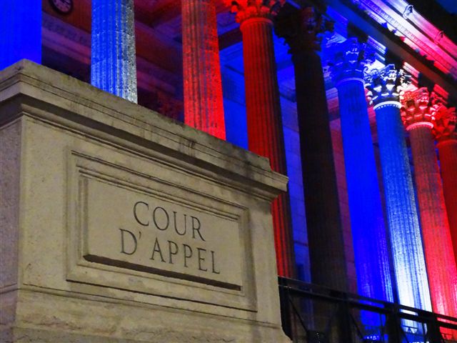 la_cour_dappel_de_lyon_bleu_blanc_rouge la_cour_dappel_de_lyon_bleu_blanc_rouge