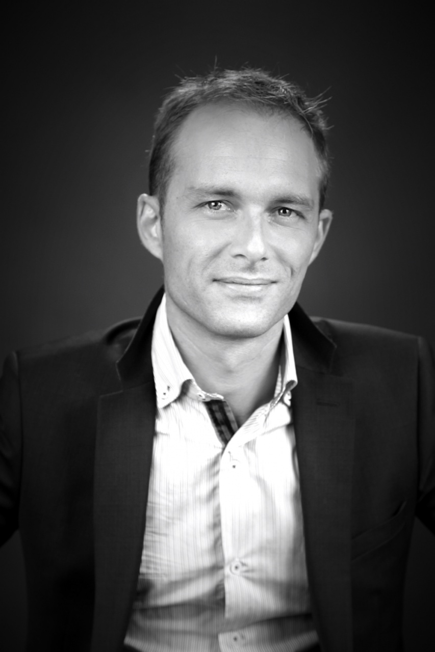 ROMAIN-SINTES-01_NB-BD ROMAIN-SINTES-01_NB-BD