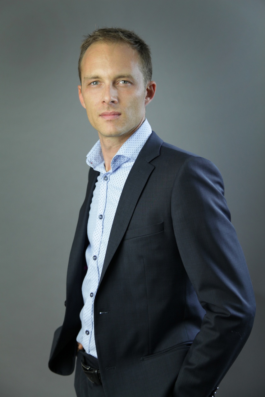 ROMAIN-SINTES-05-BD ROMAIN-SINTES-05-BD