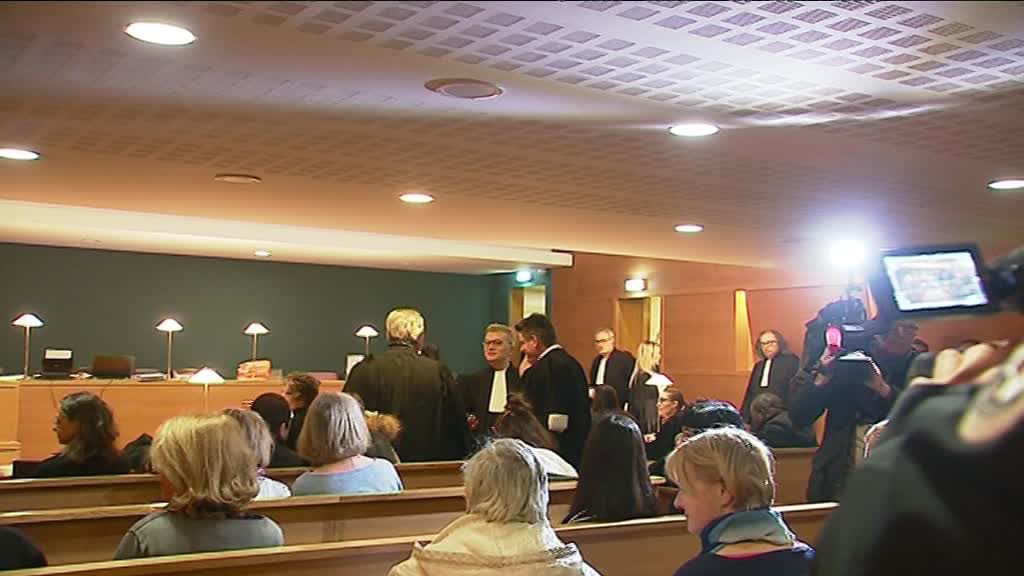 ftv6920-00_00_00_00-3418507 ftv6920-00_00_00_00-3418507